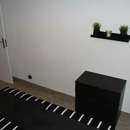 Holidays - Beach Front-malibu Connection Apartment