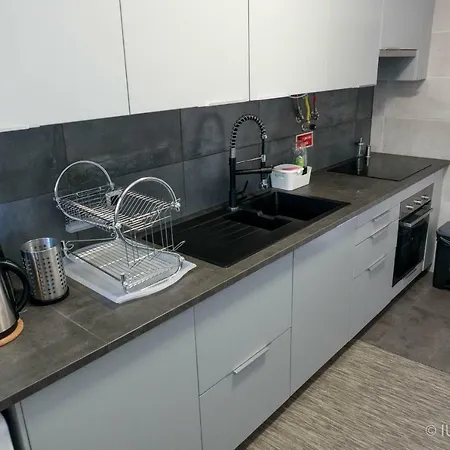 Holidays - Beach Front-malibu Connection Apartment *